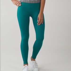 Lululemon Zone in tight